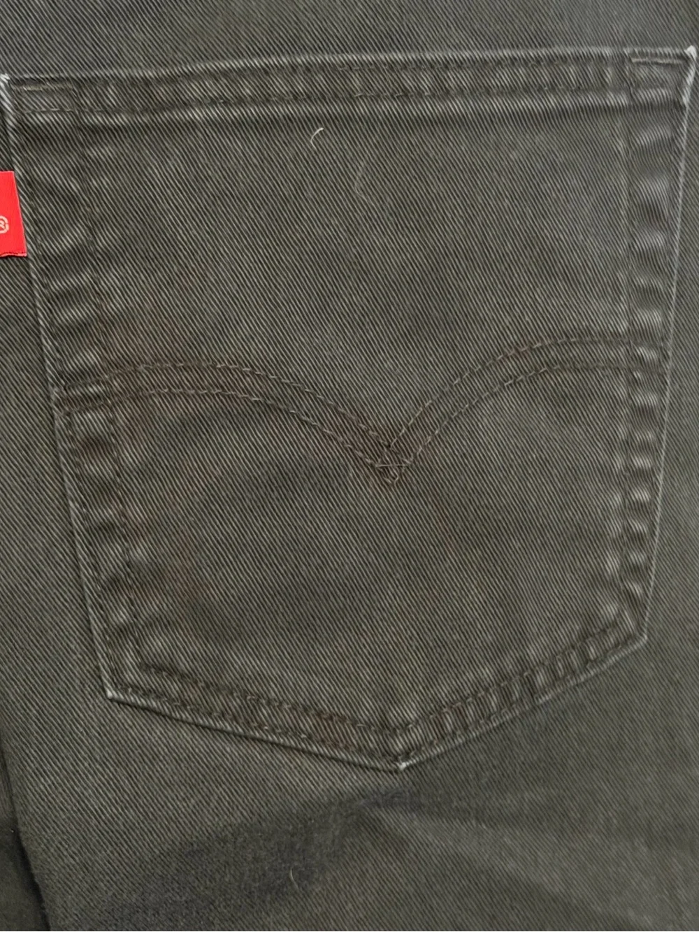 Levi's Men's Slim Straight Black Jeans 513. 34x30